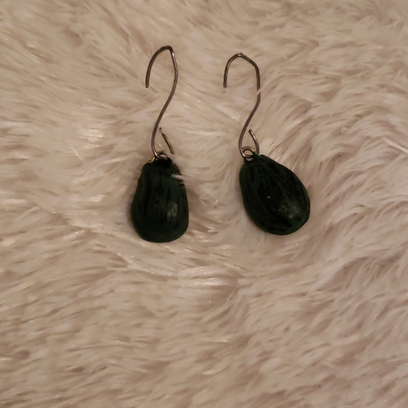 Earings - Picture 3 of 4